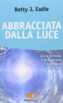 abbracciata dalla luce